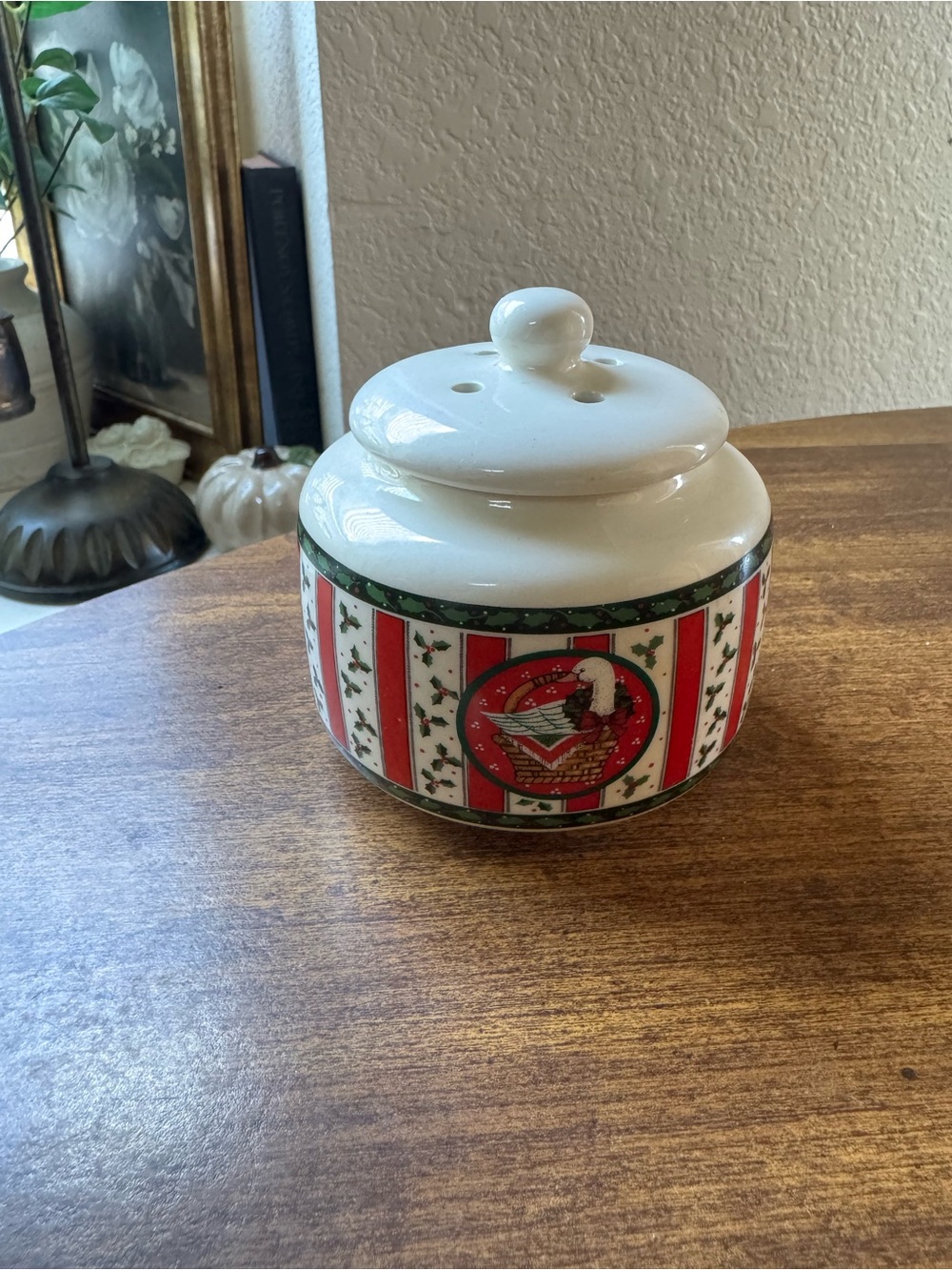 Vintage Goose Red and White Holiday Ceramic Sugar Jar Christmas